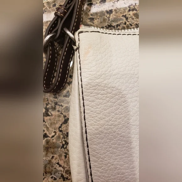 COPY - Coach Chelsea white small handbag - Picture 4 of 7